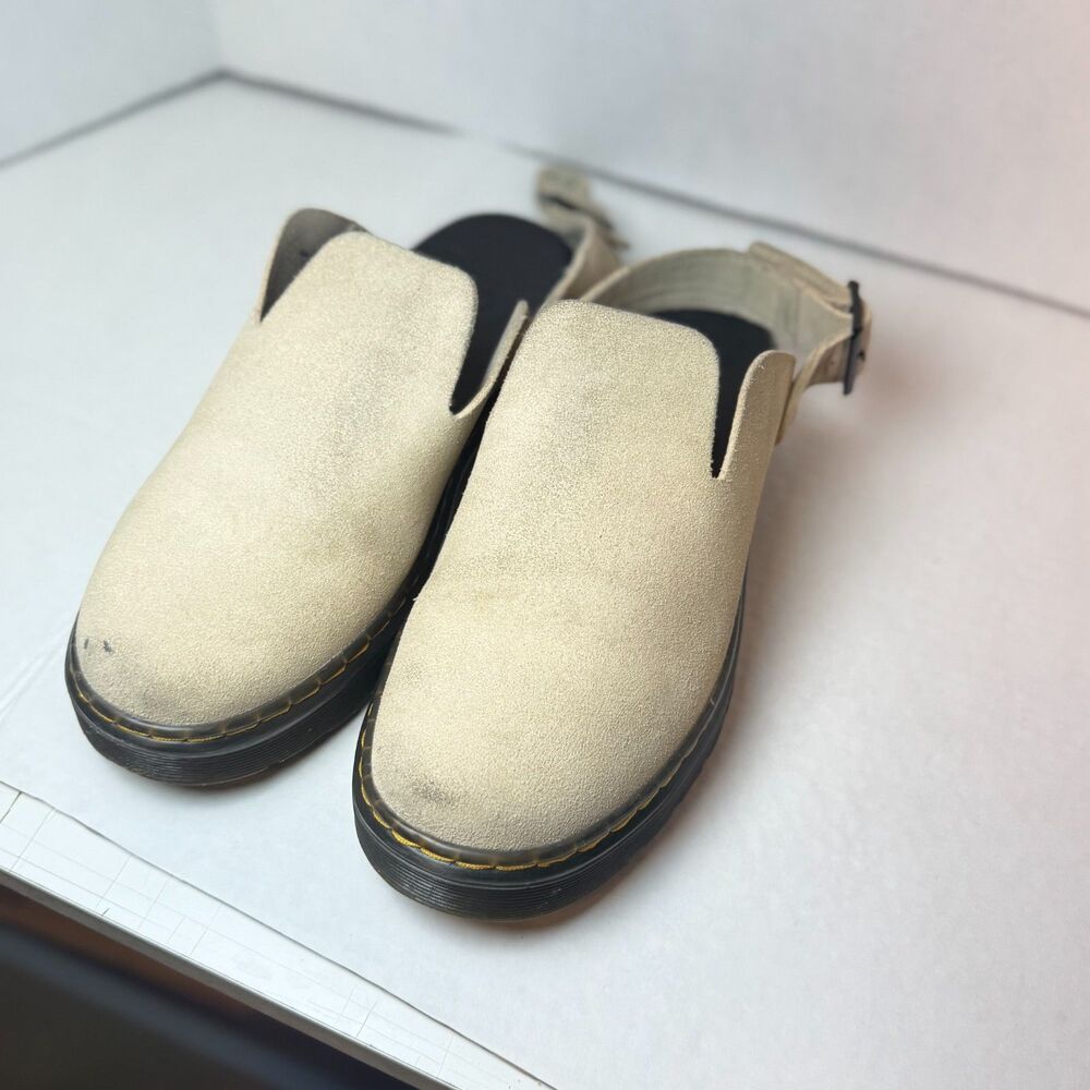 Dr. Martens Carlson Suede Mules Sand Beige Unisex L7/M6 /Flaw